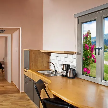 Elite * Káto Lekhónia