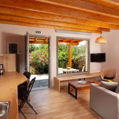Holiday home Elite Kato Lekhonia